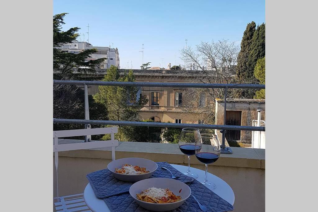 Designer Apartment Лечче Экстерьер фото